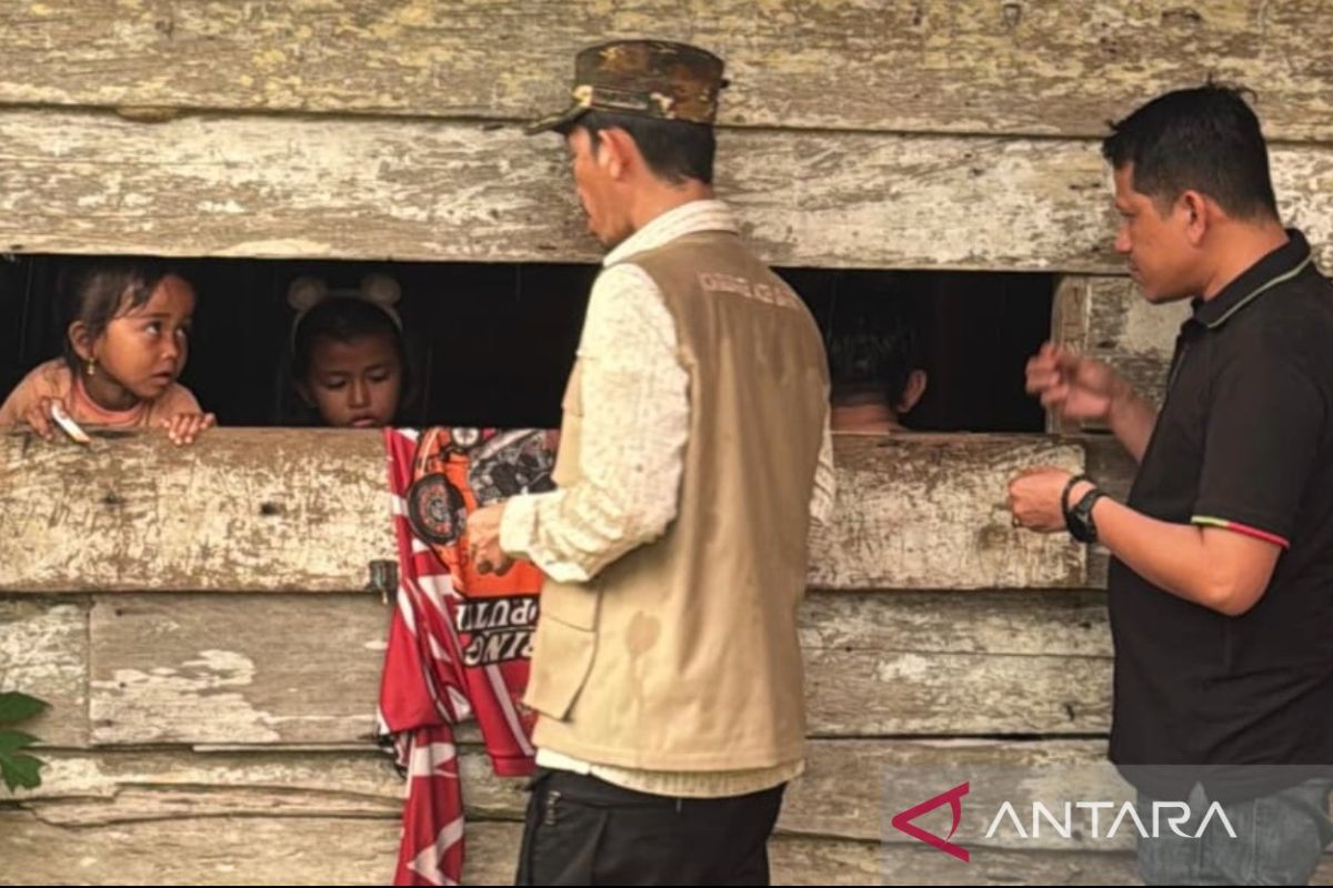 40 KK warga Sikundo Aceh Barat kelaparan dan masih terisolir akibat banjir bandang