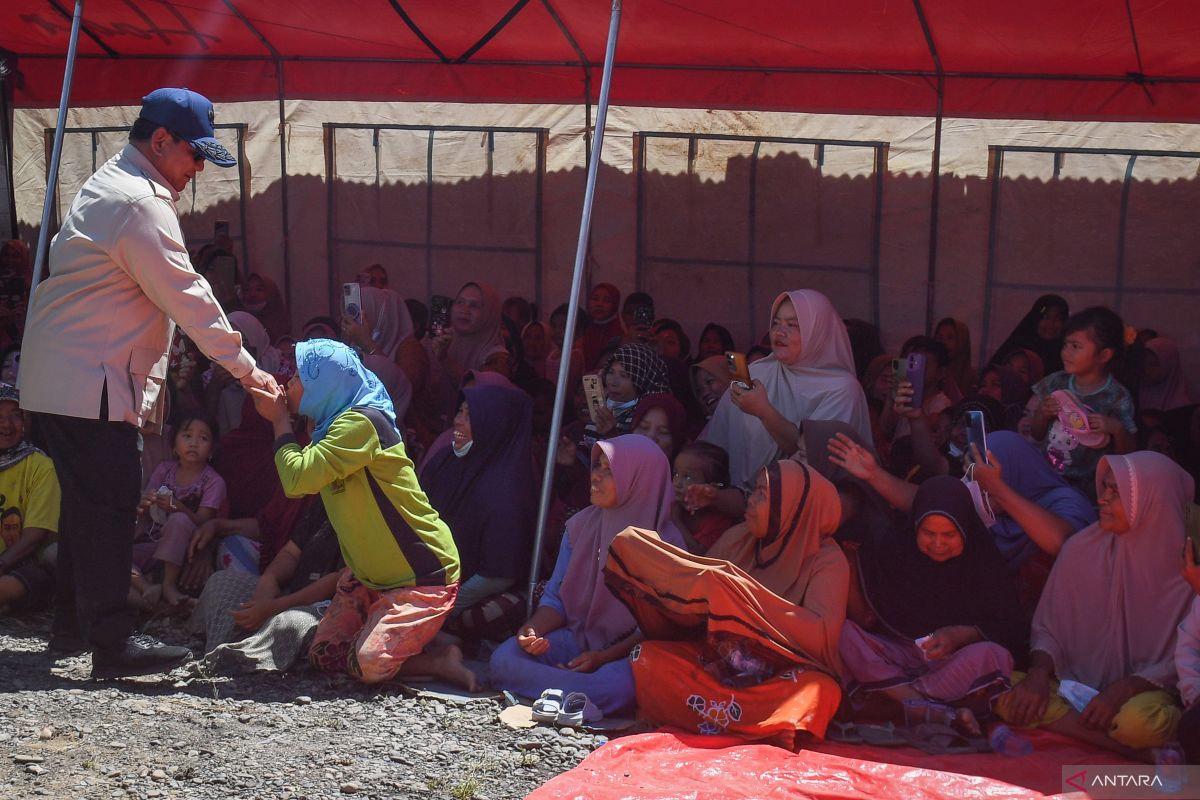 Prabowo: Negara tak akan biarkan rakyat pikul beban sendiri