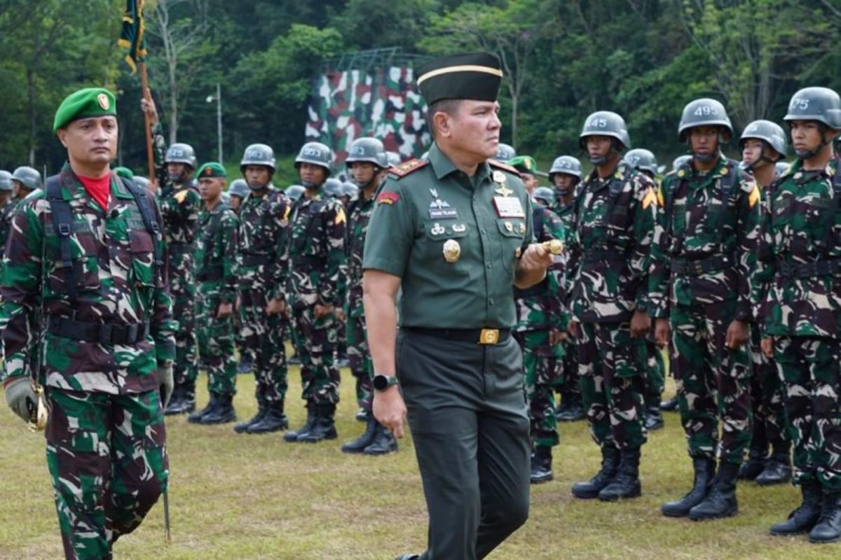 Gubernur Akmil buka pendidikan taruna tingkat I di Lapangan Sapta Marga Akmil