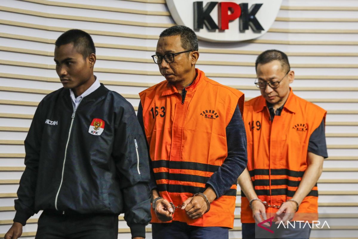Hukum kemarin, koruptor KPU ditahan hingga hoaks banjir Aceh ditangkap