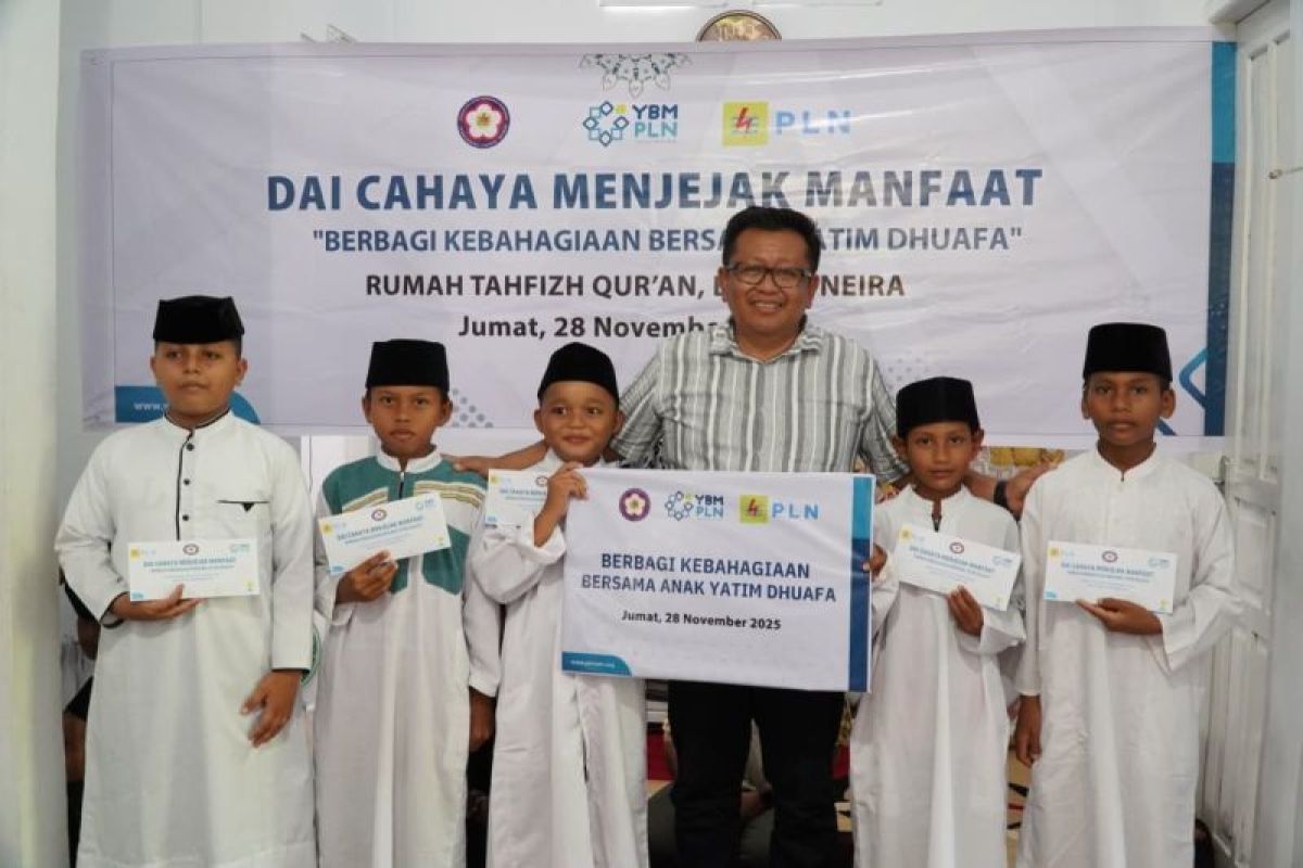 YBM PLN MMU Berbagi Kebahagiaan untuk santri dan kaum dhuafa di Banda Neira