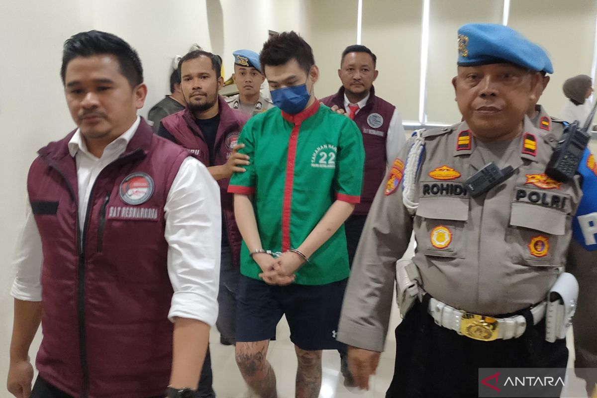 Polisi tangkap pelaku narkoba yang miliki senjata api di Tangerang