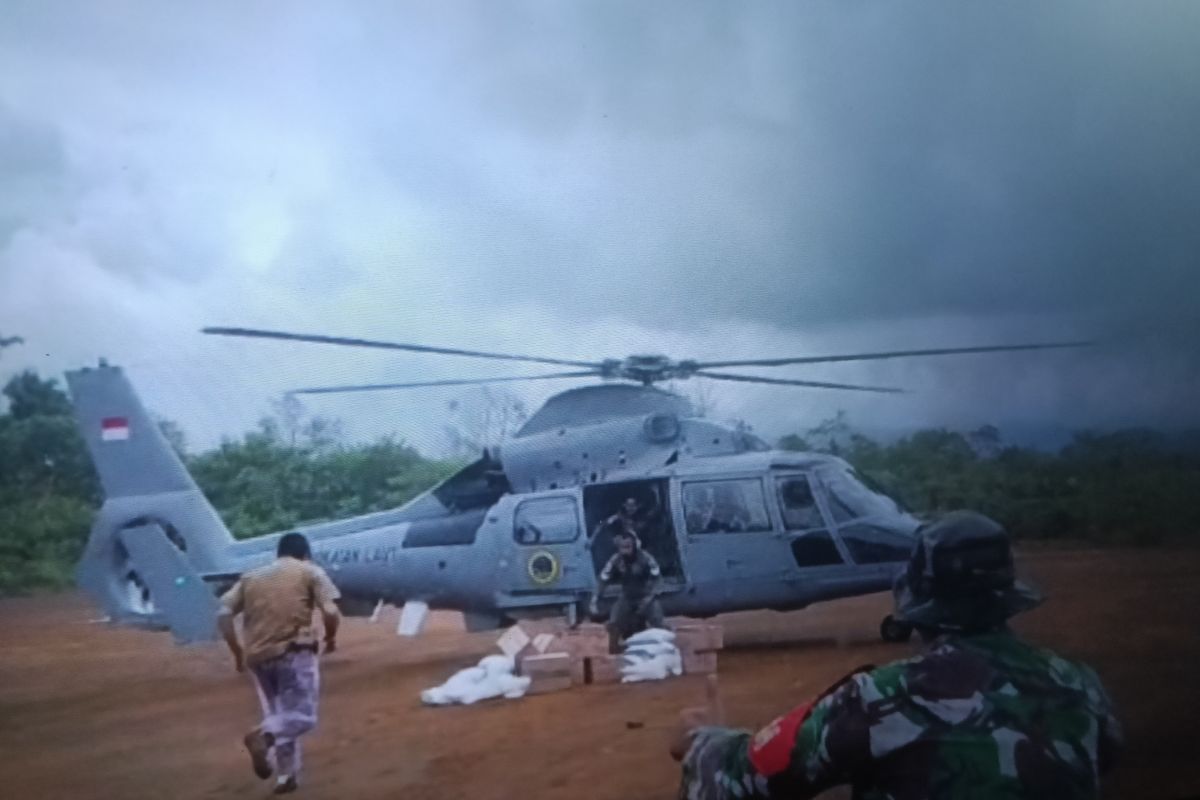 Dua helikopter antarkan bantuan logistik bencana ke Talamau Sumbar (Video)