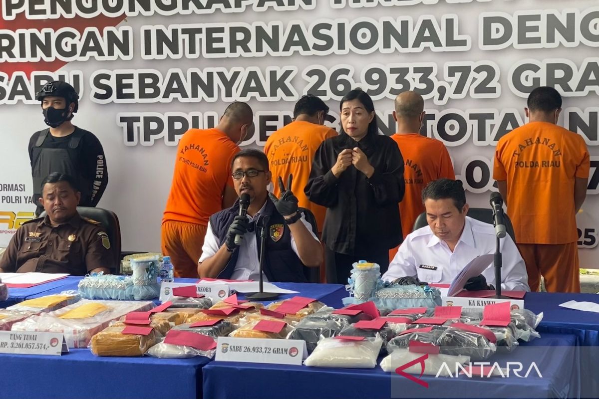 Polisi sita rumah hingga uang Rp3 milliar dari bandar sabu di Pekanbaru