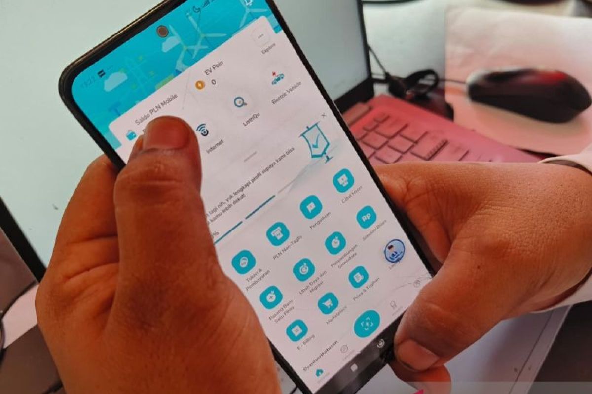 PLN Mobile permudah layanan pelanggan bisa laporkan kendala kelistrikan langsung dari rumah
