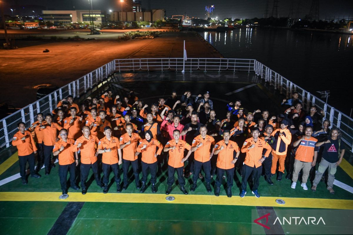 KN SAR Ganesha tiba di Padang, Kamis (4/12/2025)  pukul 02.20 WIB