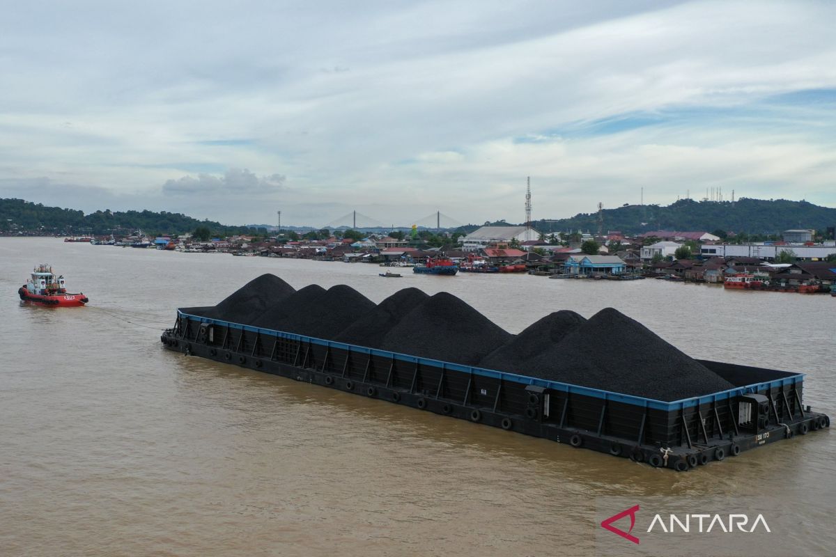 Harga batu bara periode I Desember turun lagi jadi 98,26 dolar AS