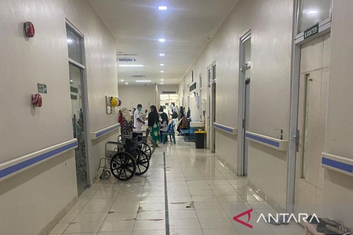 Layanan RSUD Zubir Mahmud Aceh Timur terbatas akibat banjir