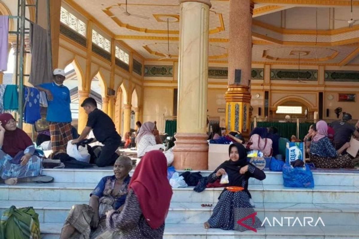 Update Bencana Aceh, Pengungsi di Kutablang Bireuen mulai terserang penyakit