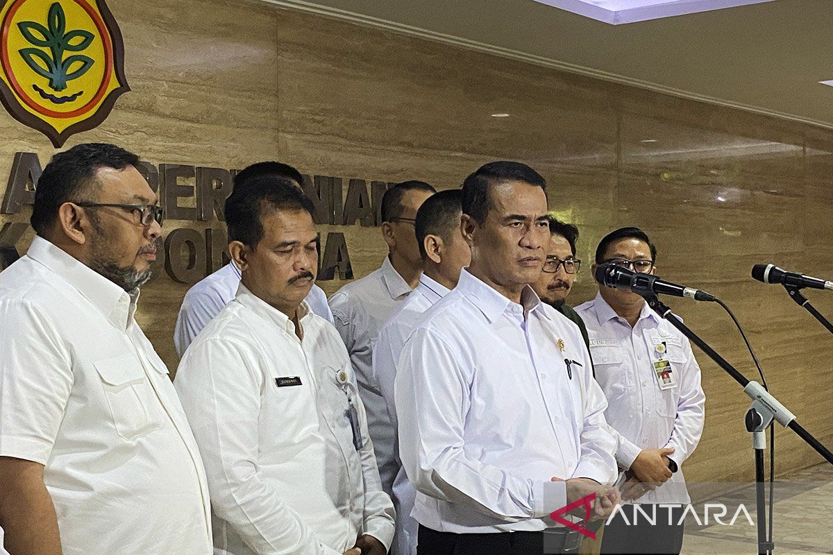 Kementan himpun bantuan pangan untuk korban banjir Aceh dan Sumatera