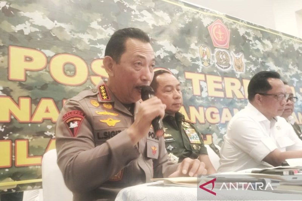 Polri dan Kemenhut turunkan tim selidiki kayu gelondongan dalam banjir di Sumatera