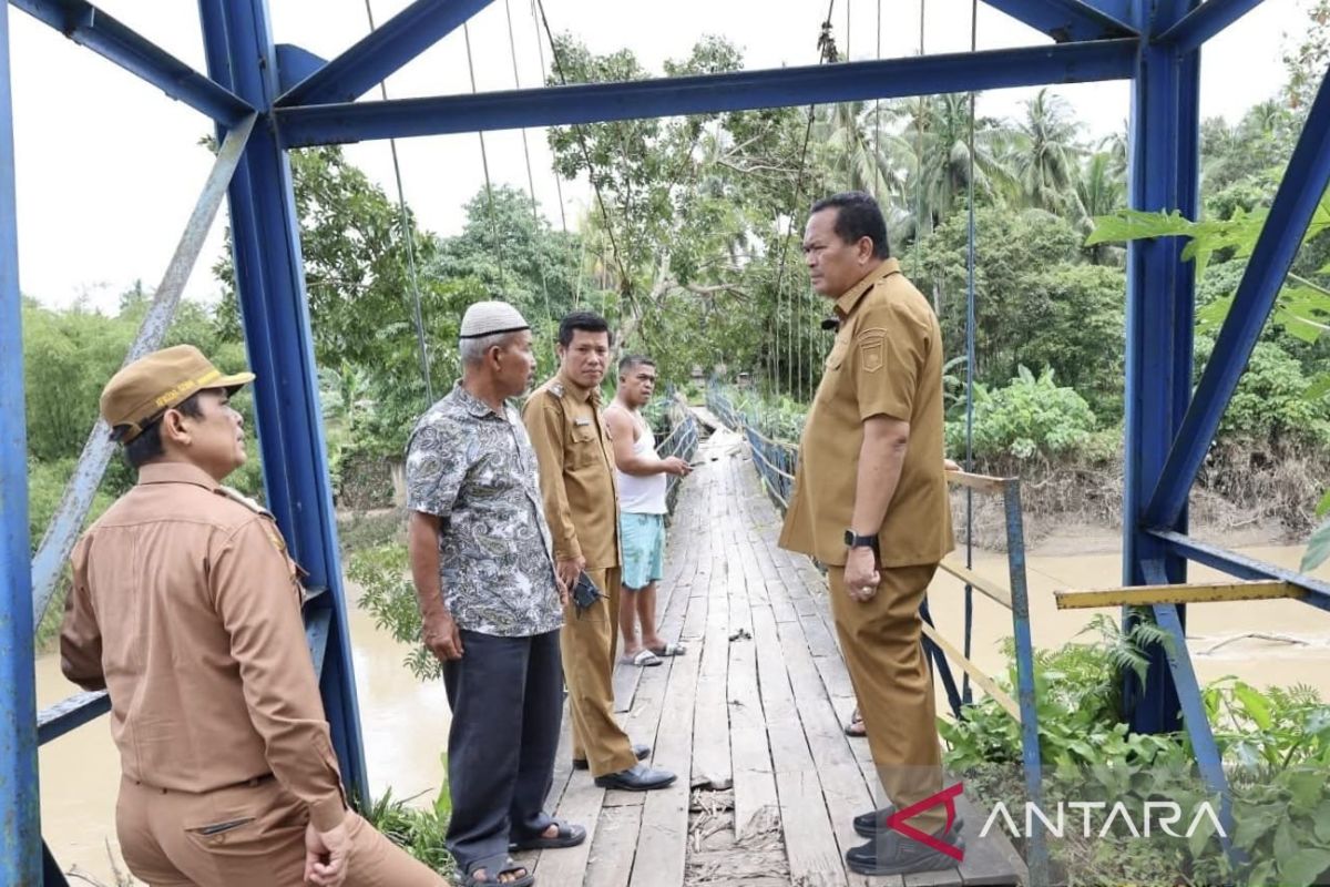 Pemkot Pariaman upayakan perbaiki infrastruktur rusak akibat bencana