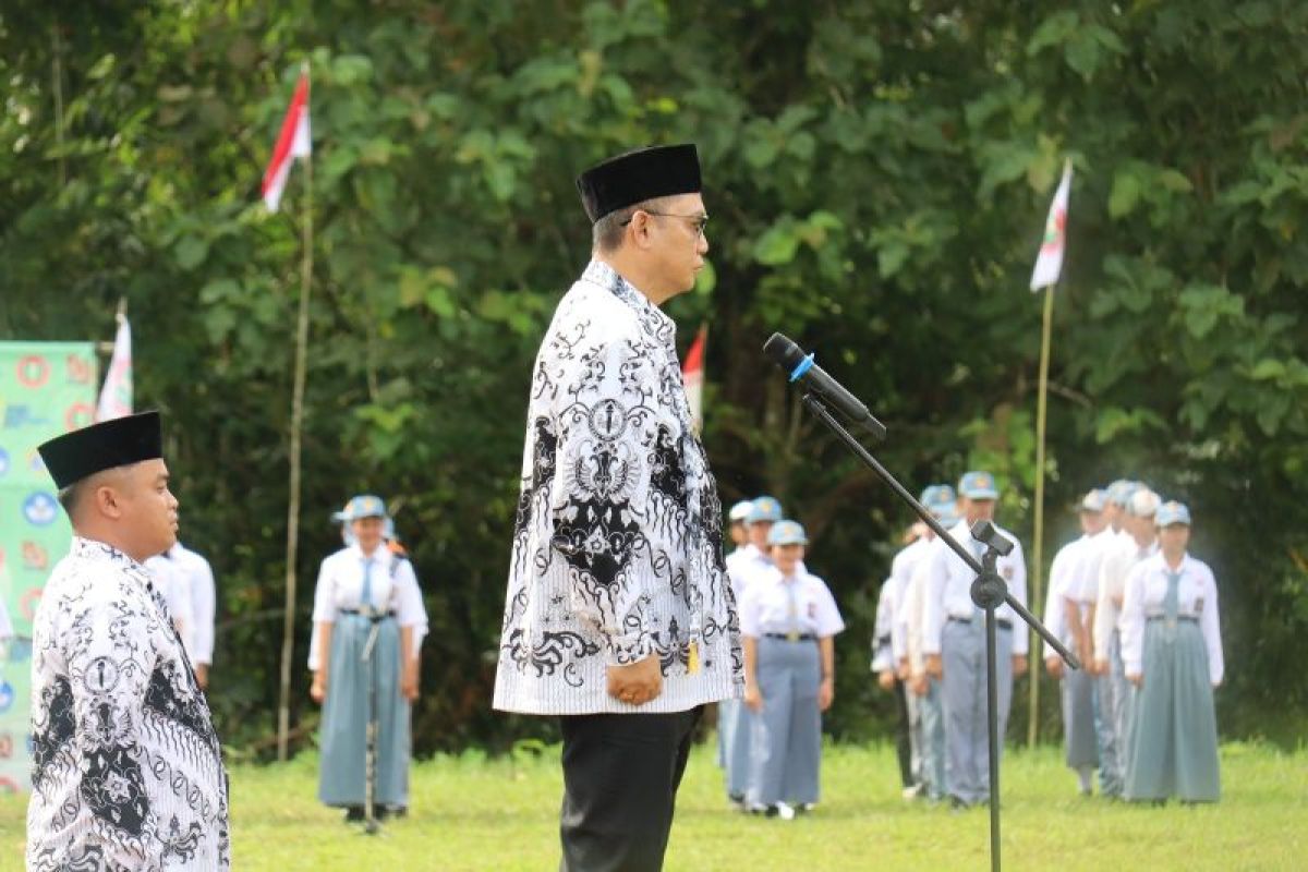 Pemkab Bengkayang tegaskan komitmen pemerataan pendidikan di Perbatasan