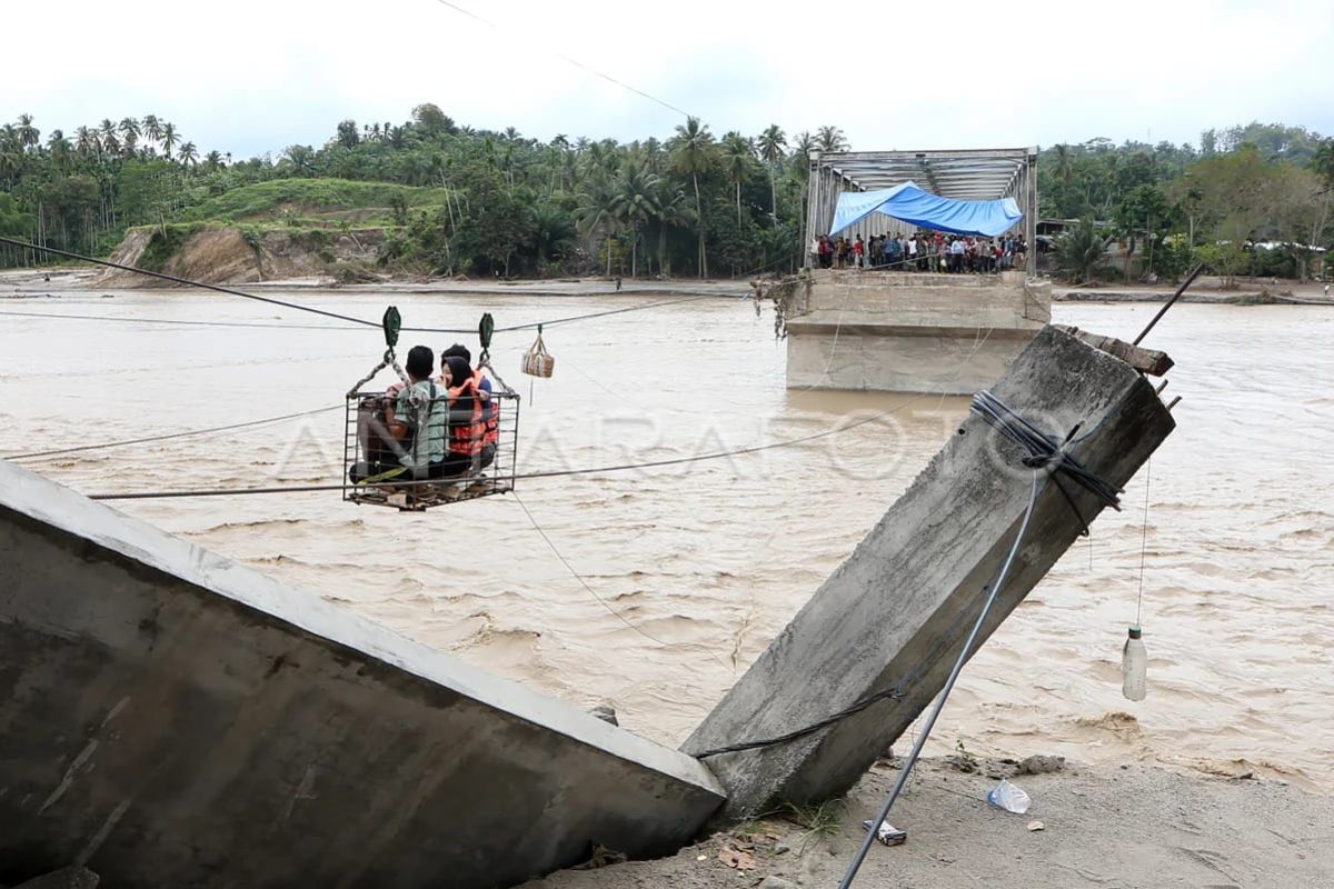 Enam ruas jalan nasional di Aceh masih terputus pascabencana