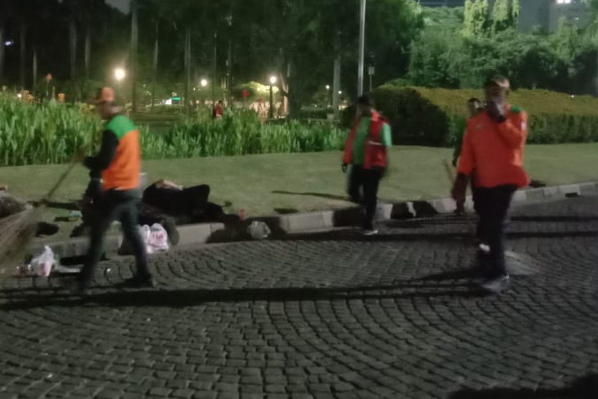 Sampah sisa acara Reuni Akbar 212 di Monas pada Selasa capai 26,43 ton