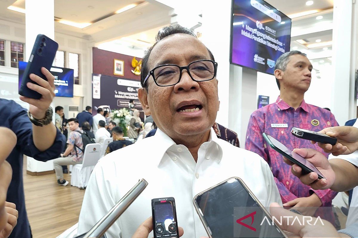 Menko PMK: Pemerintah bekerja keras tangani bencana Sumatera