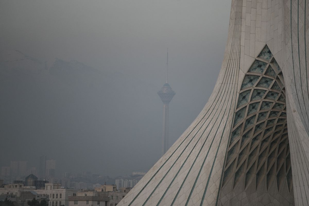 Lebih dari 210.000 orang di Iran berobat akibat polusi udara
