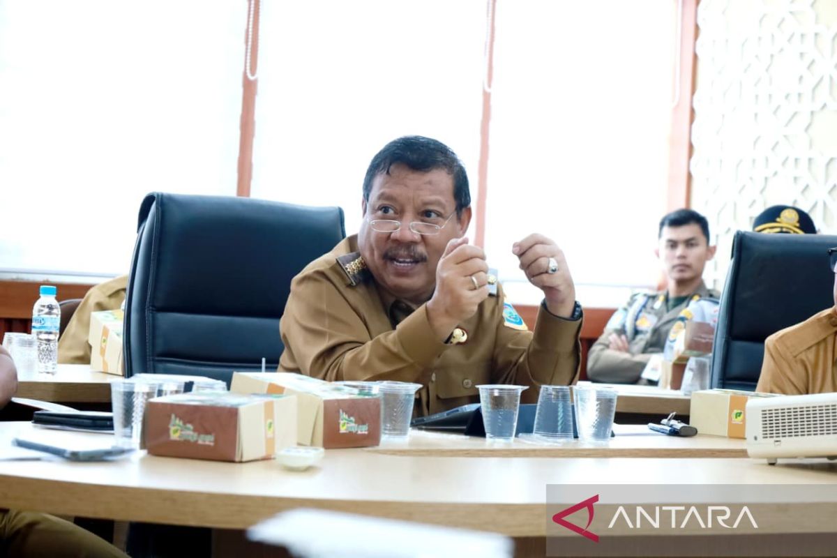 Wali Kota Pangkalpinang minta RT dan RW berikan pelayanan optimal kepada warga