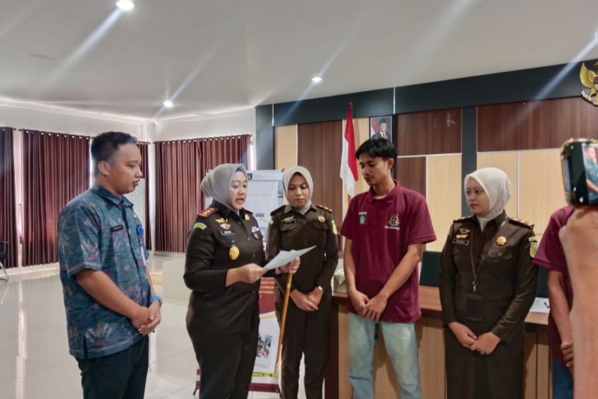 Kejari Lombok Tengah beri restorative justice bagi pelaku tindak pidana