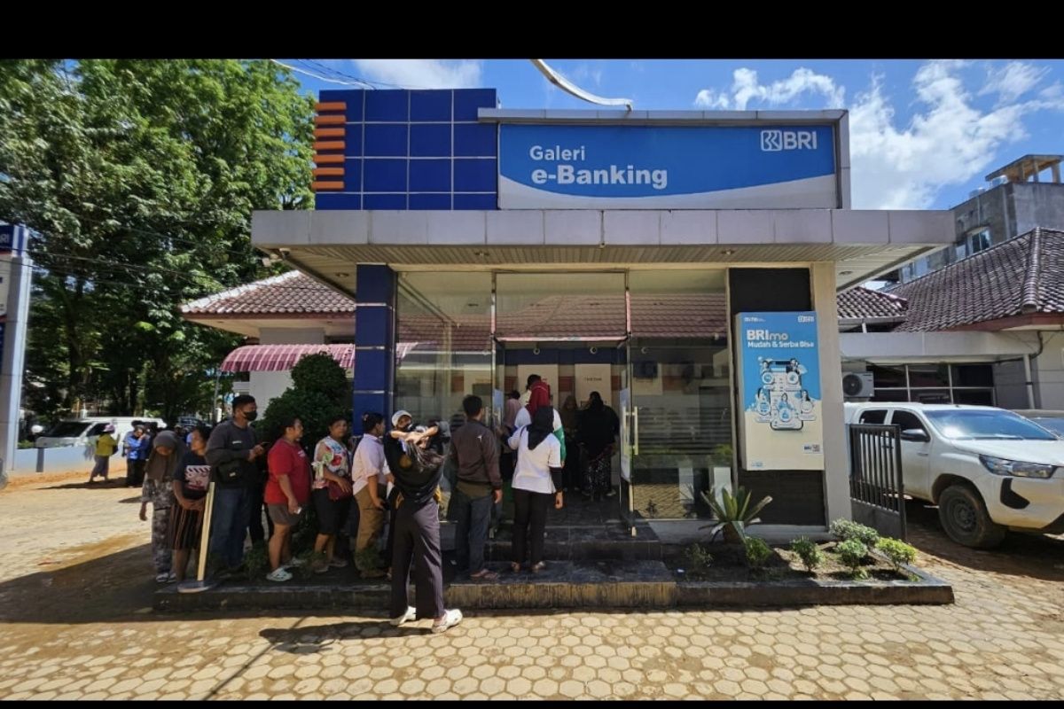 BRI pastikan layanan tetap terjaga di daerah bencana dan terisolir