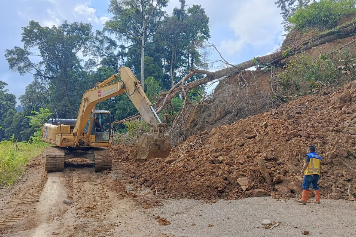 Update Banjir Aceh, Pemulihan akses Aceh Tengah terkendala BBM alat berat