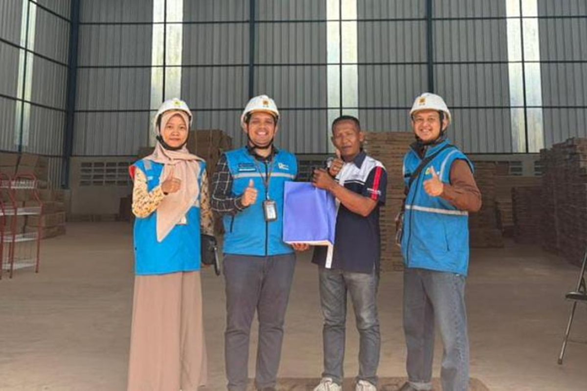 PLN Dorong Kualitas Pendidikan dan Produktivitas Industri Melalui Tambah Daya di Mempawah