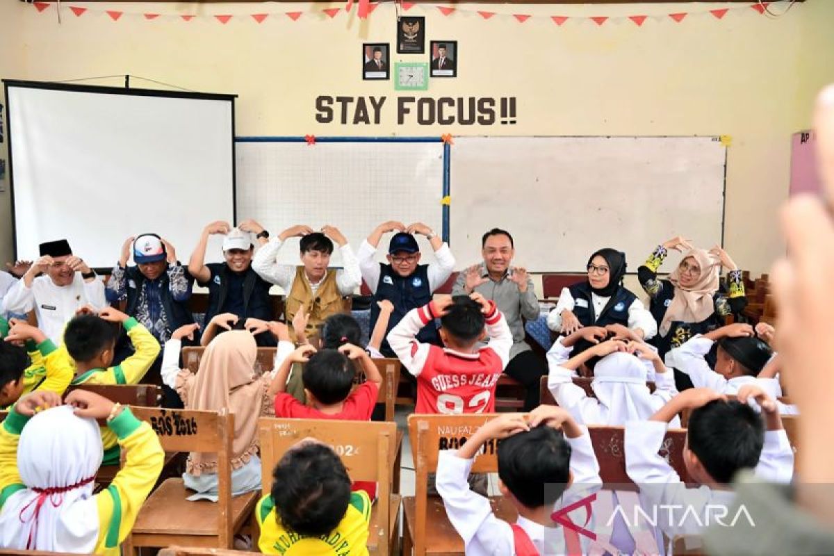 Mendikdasmen serukan semangat bangkit pulihkan pendidikan di Sumatra
