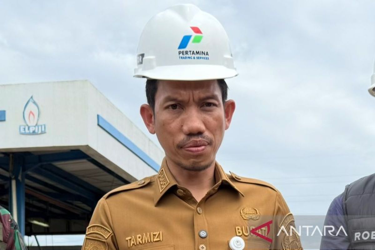 Pemadaman listrik sebabkan layanan publik terganggu di Aceh Barat