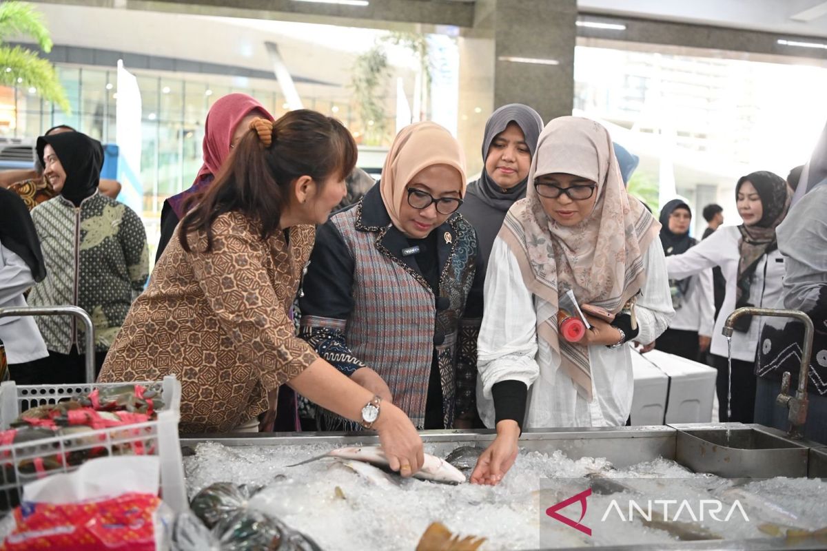 Dukung UMKM perempuan, KPPPA gandeng KKP gelar bazar produk perikanan