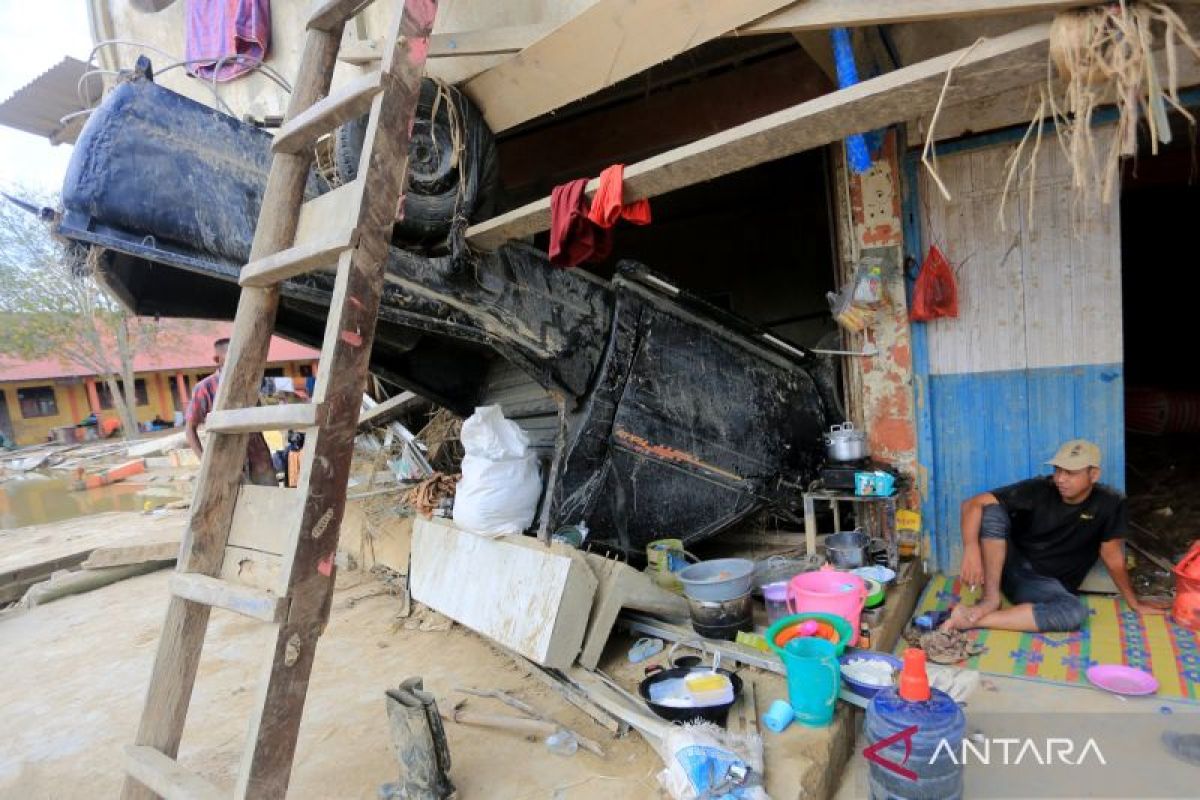 Persetujuan Prabowo: Bantuan Rp60 Juta untuk Perbaikan Rumah Rusak Akibat Banjir Sumatra