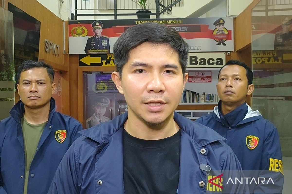 Guru privat gasak uang dan emas milik seorang jemaat gereja di Jakbar