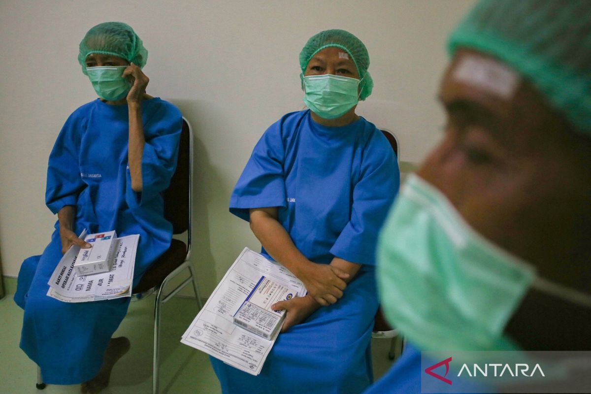 Operasi katarak gratis untuk warga kurang mampu