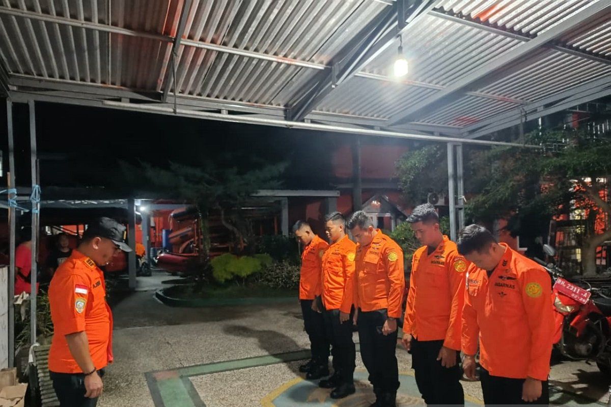 Mobil masuk jurang di Jambi, dua korban belum ditemukan