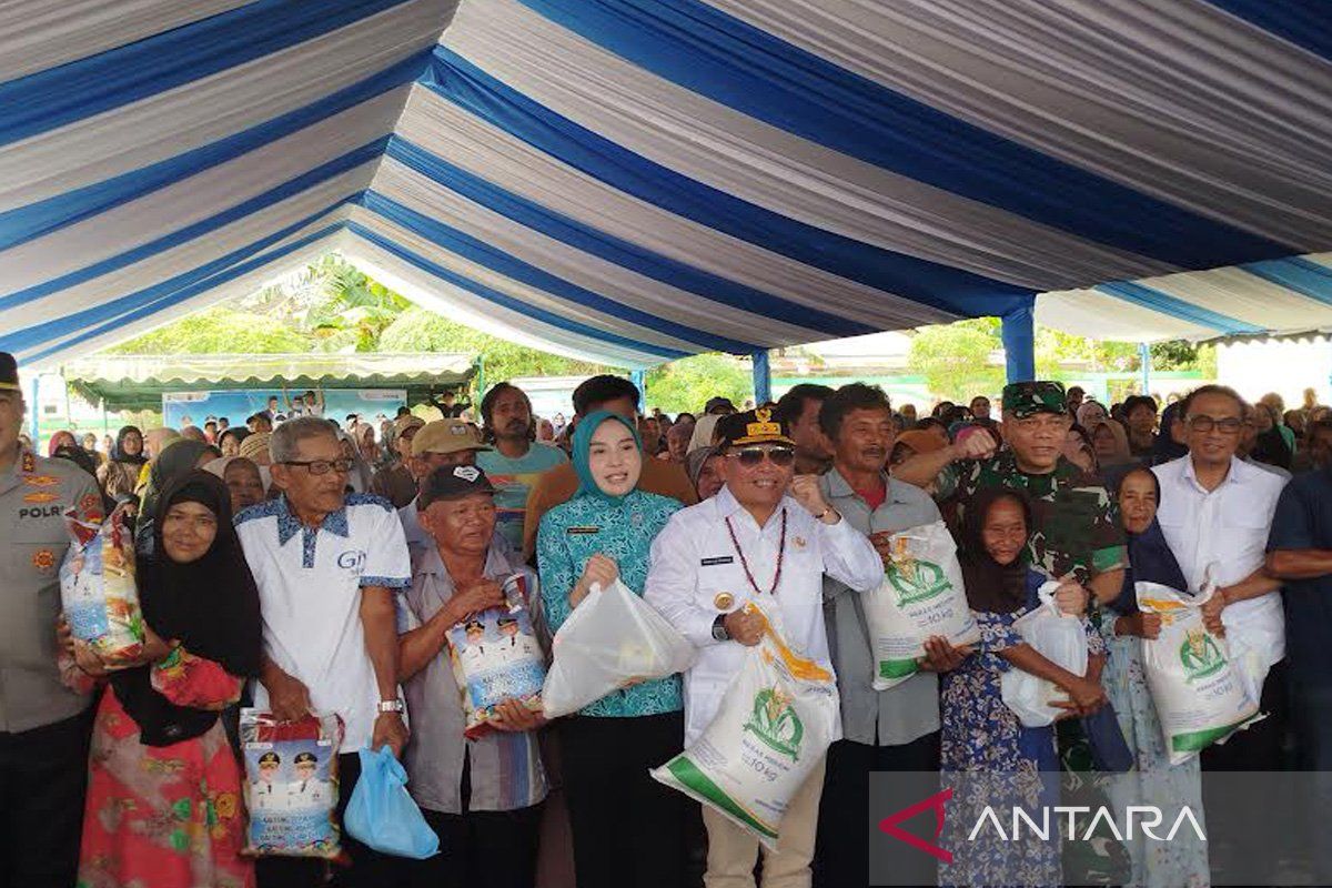 Jaga stabilitas harga jelang nataru, Pemprov Kalteng kembali gelar pasar murah di Kobar