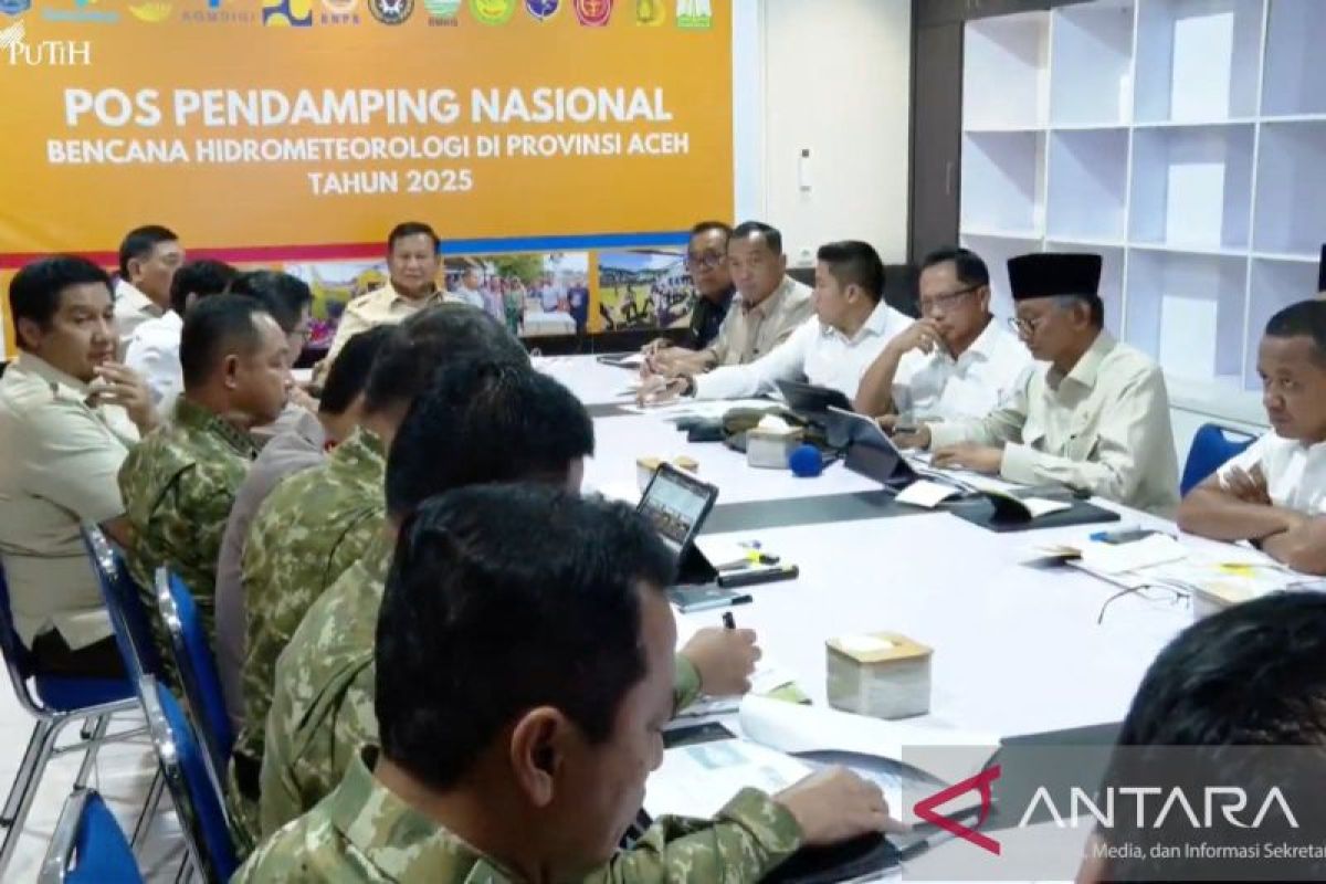 Prabowo ajak masyarakat sumbang pakaian untuk korban bencana Sumatra