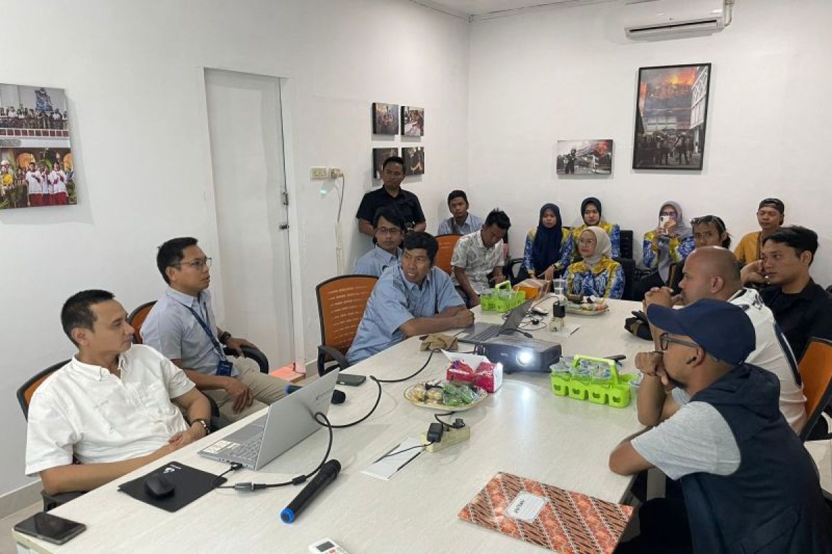 Belasan wartawan Tapin Kalsel kaji tiru ke ANTARA NTB, Dalami liputan wisata dan Isu tambang