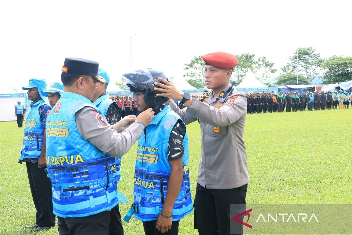 Wakapolri Komjen Dedi Prasetyo ajak warga menjaga keamanan di Tanah Papua