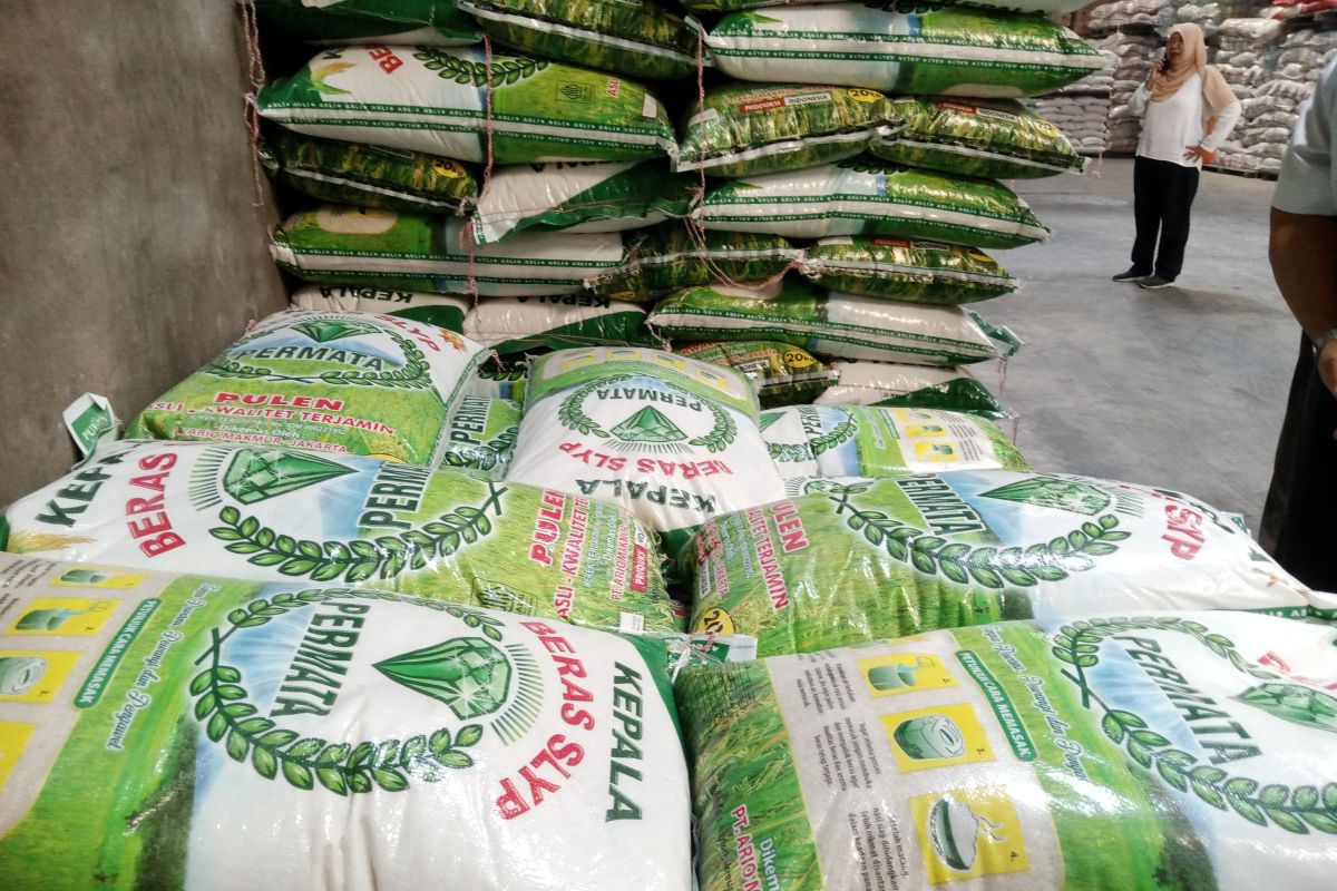 Stok bahan pokok di Belitung cukup hadapi Natal dan Tahun Baru 2026