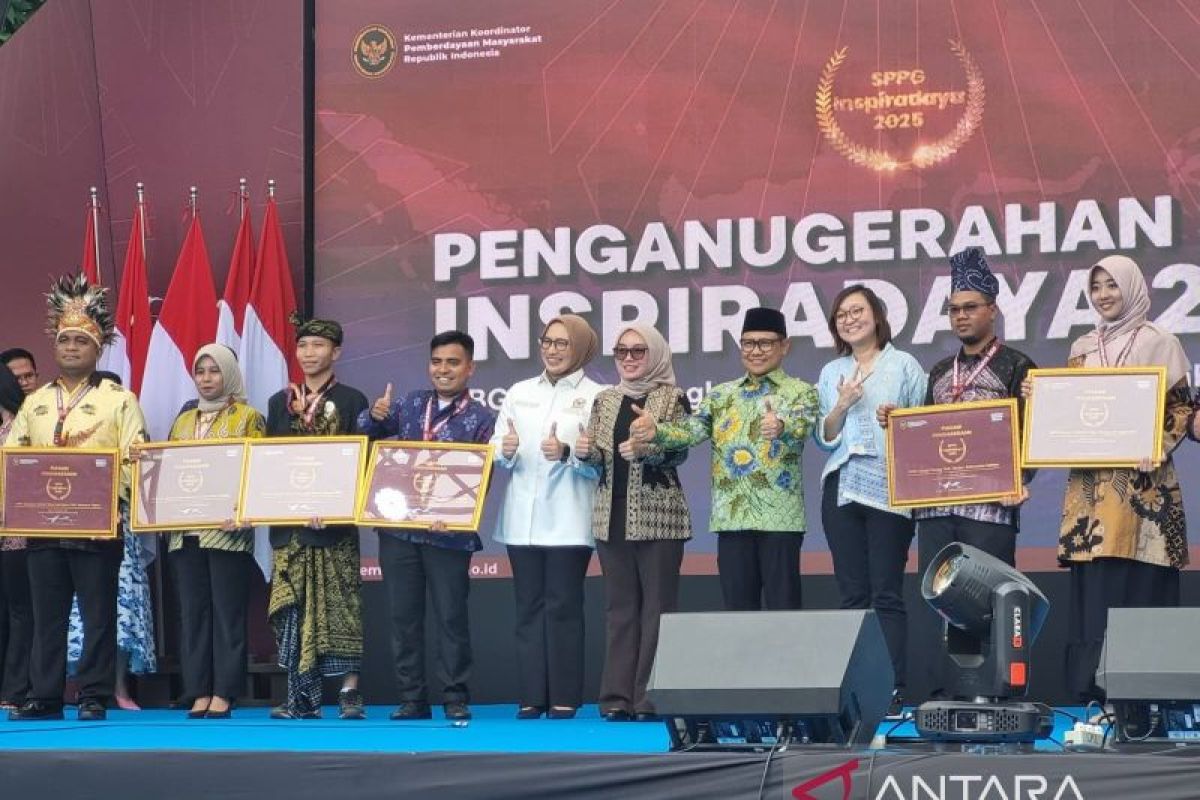 Indonesia govt awards 20 MBG kitchens for community empowerment