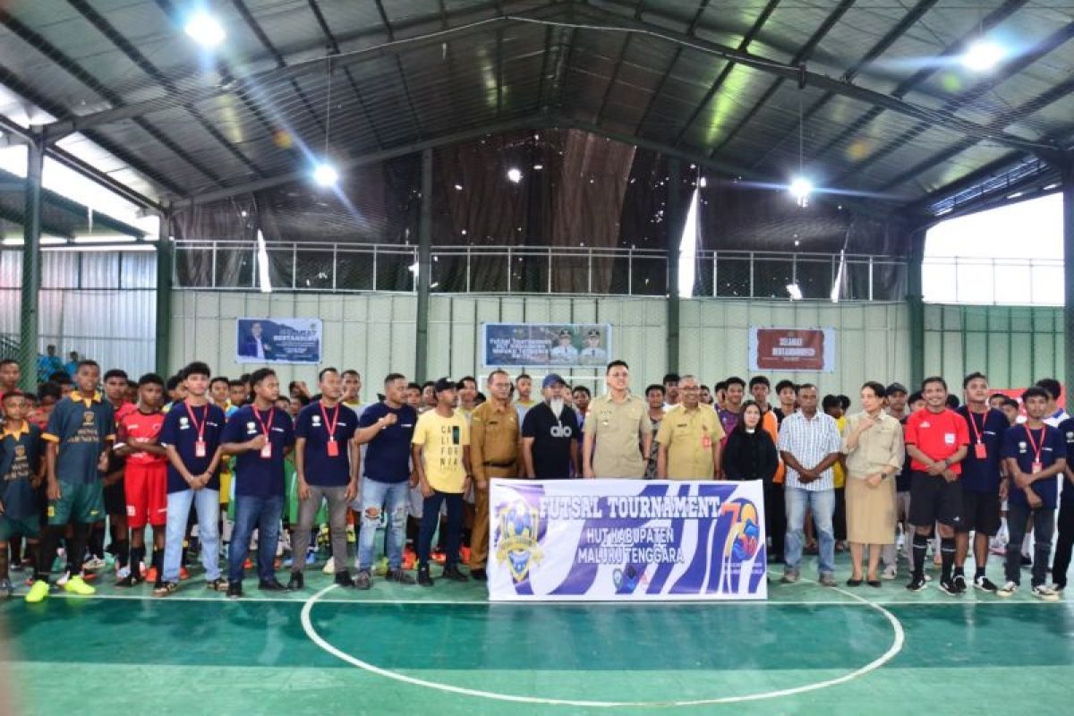 Wabup Rahantoknam buka turnamen futsal antarpelajar jelang HUT ke-73 Maluku Tenggara