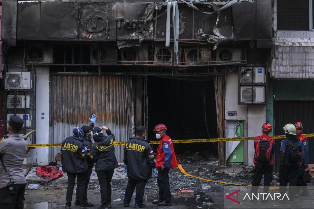 Kriminal kemarin, penipuan WO hingga kebakaran ruko di Jakpus