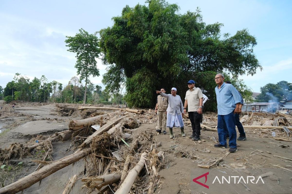 Menteri Ekonomi Kreatif terima aspirasi warga terdampak banjir di Aceh