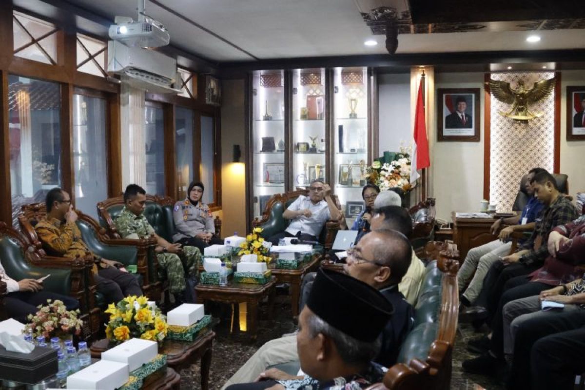 Rakor Akhir GTRA 2025: Penyelesaian tukar menukar tanah kas Desa Wonokromo untuk pembangunan Selokan DAM Pacar