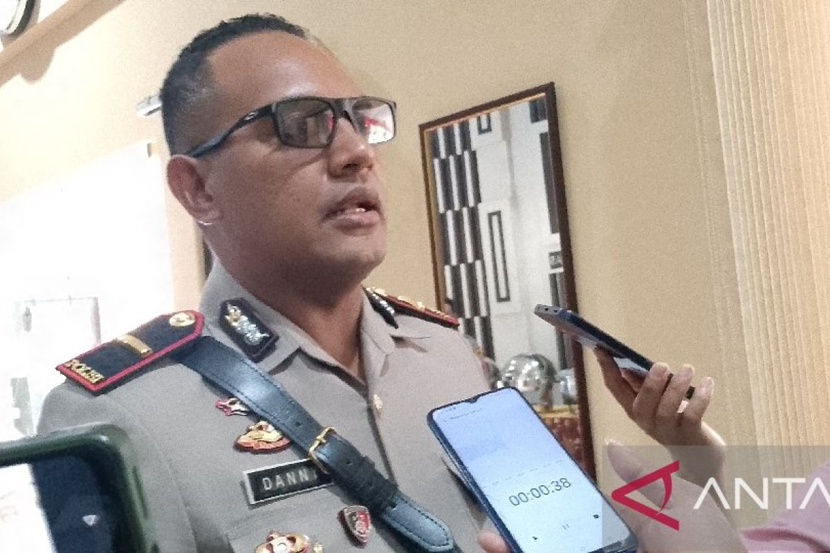 Satgas Pangan Polres Biak gencarkan awasi makanan kedaluwarsa jelang Natal