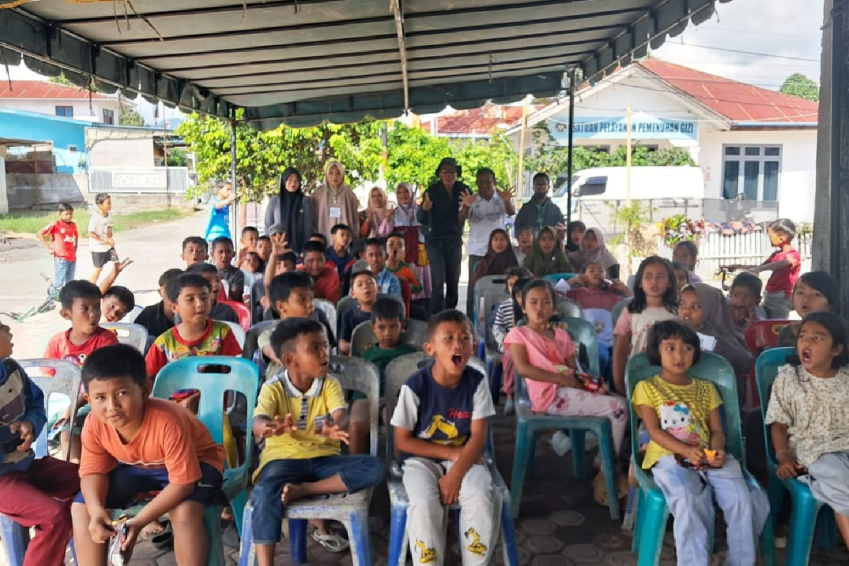 Kepala sekolah jadi relawan trauma healing untuk anak Aceh Tengah
