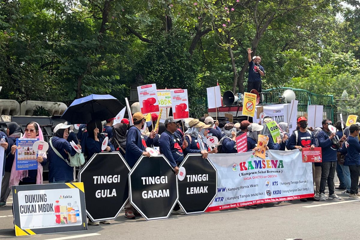 Pemerintah harus segera terapkan kebijakan cukai MBDK