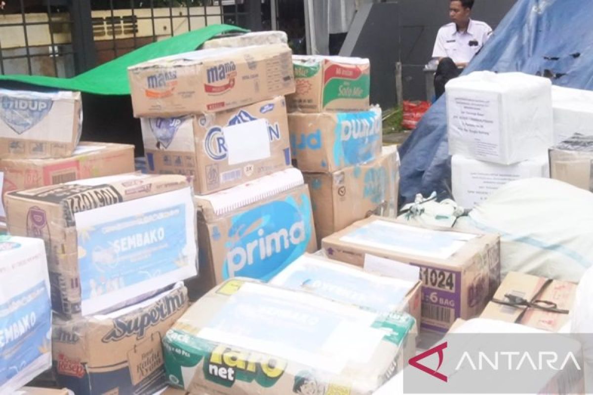 Pemprov Babel salurkan bantuan logistik untuk korban banjir Sumatera