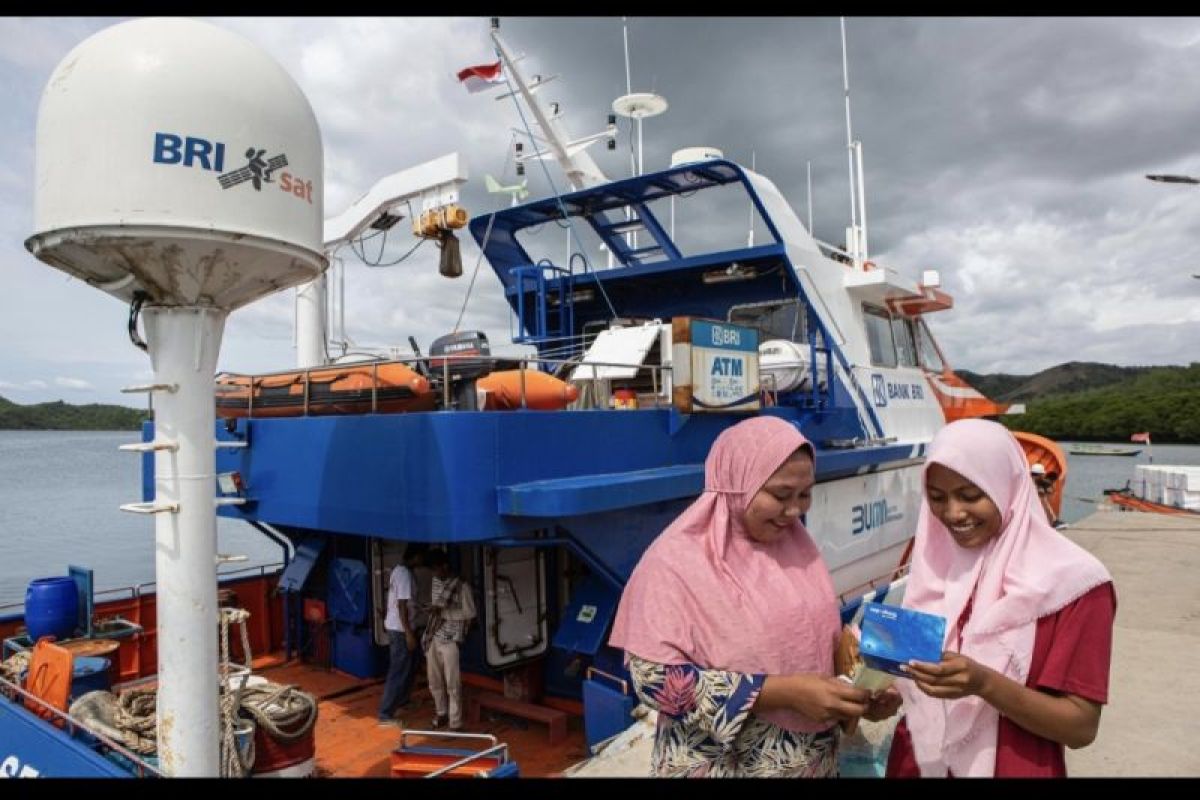 Miliki satelit sendiri, layanan perbankan BRI mampu jangkau 3T