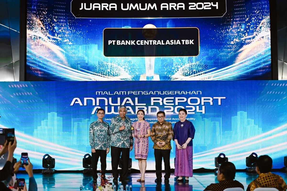 BCA kembali meraih gelar juara umum Annual Report Award