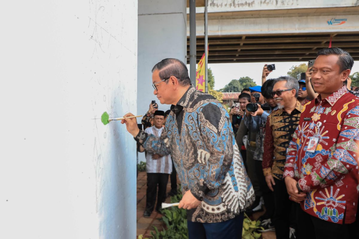 Pramono harap lomba percantik tiang dapat memperindah Jakarta